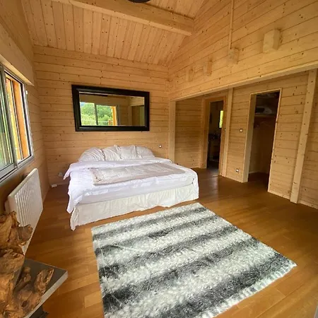Chalet Grand Chalet Au Calme Avec Vue Sur La Petite Suisse Provencale *